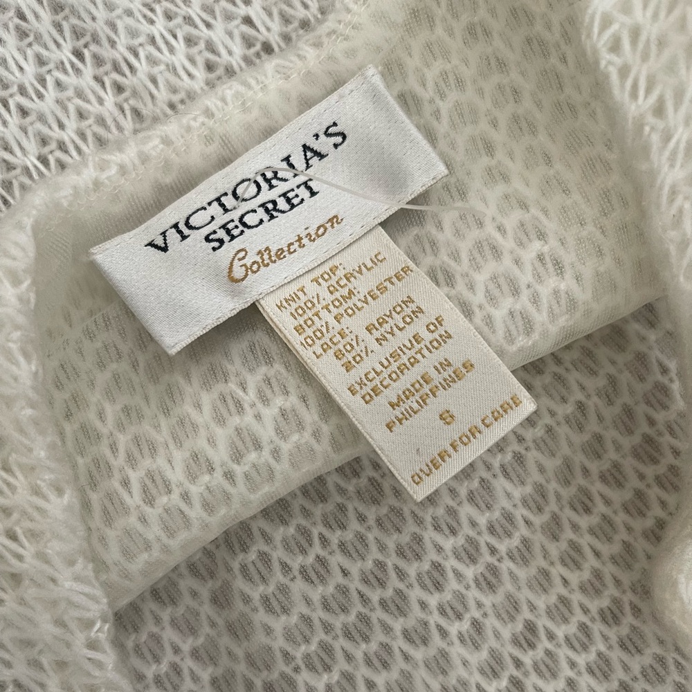 Gorgeous Brand New 90’s Vintage White Dress with Lace Detail - Picture 9 of 11